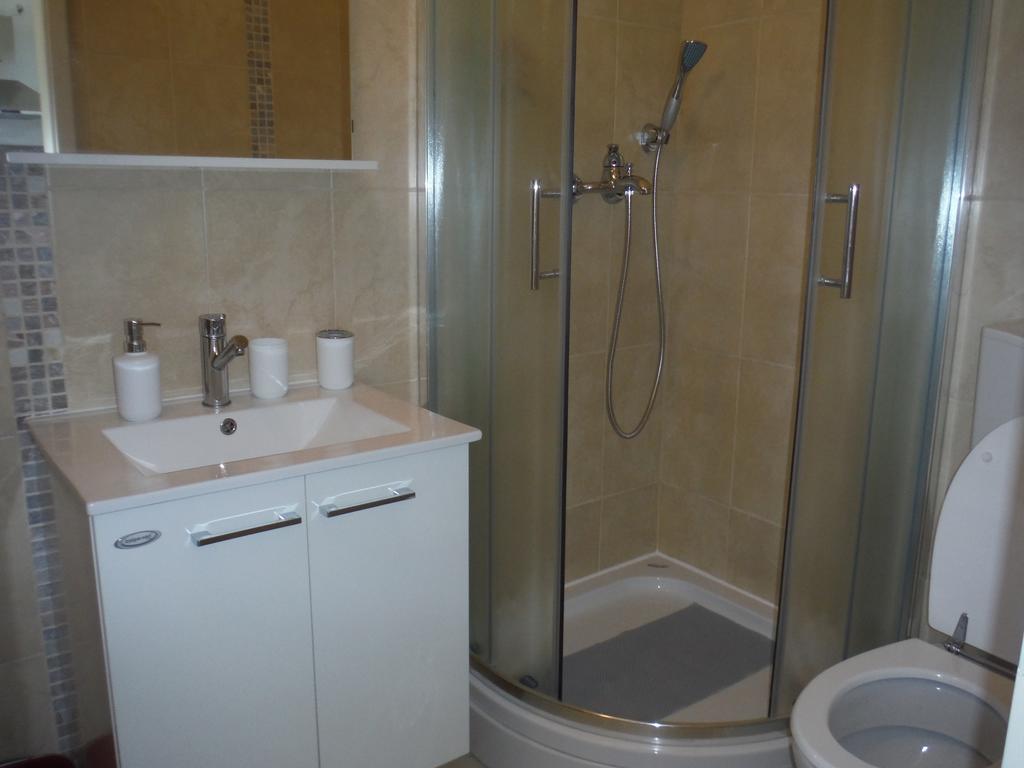 Apartment Maslina Biograd Na Moru Pokoj fotografie
